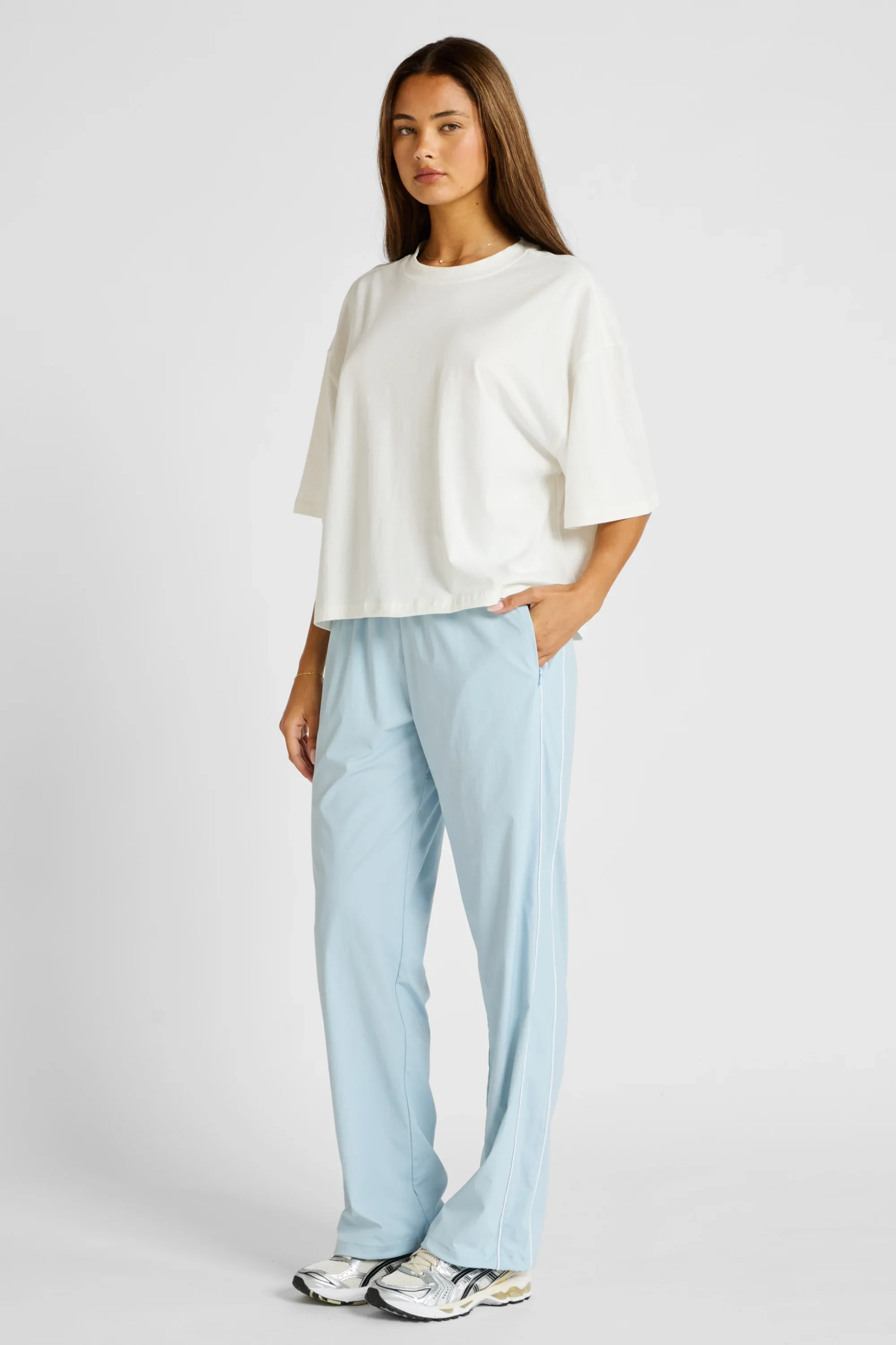 Oversized Cropped Tee - Image 5