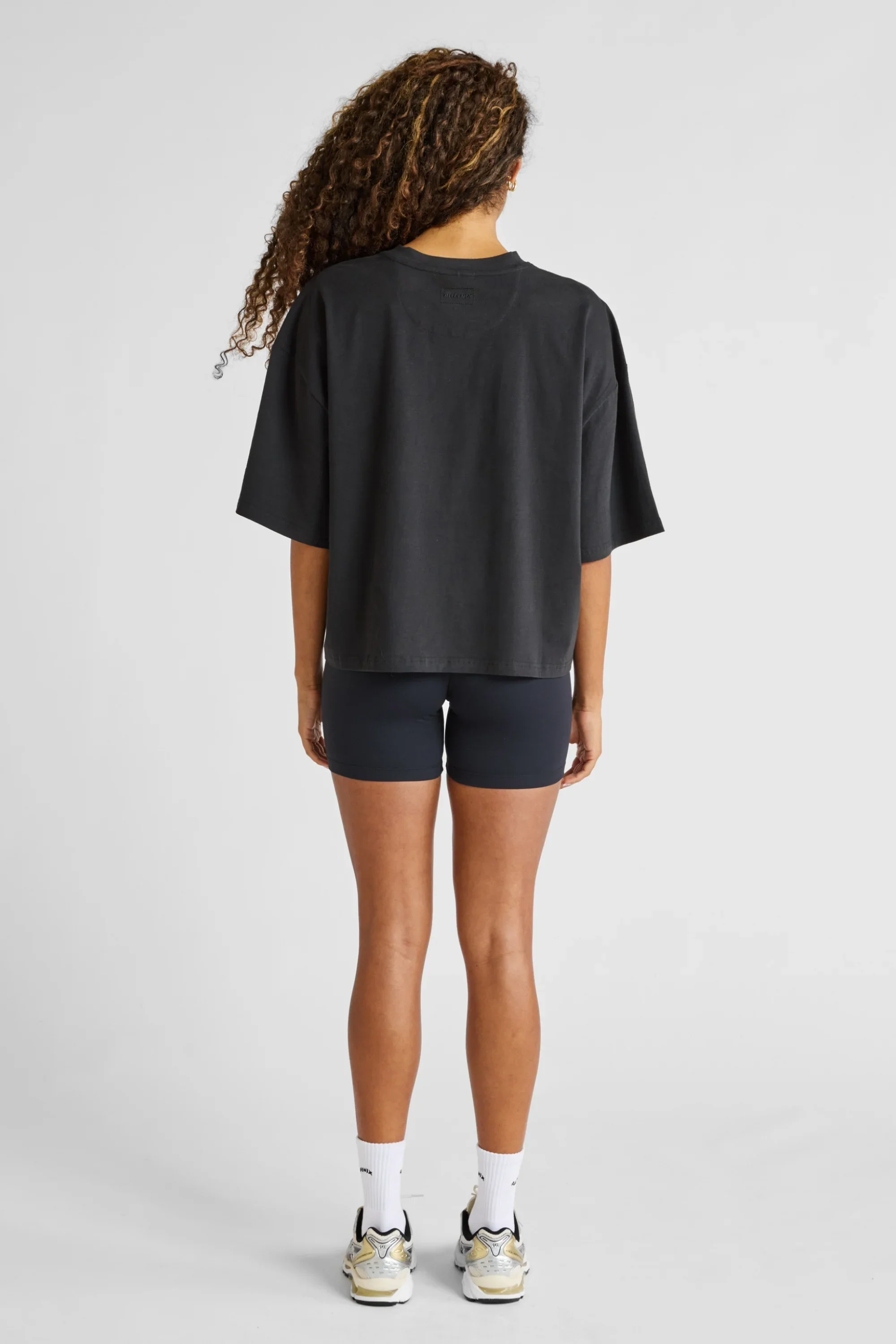 Oversized Cropped Tee - Image 6
