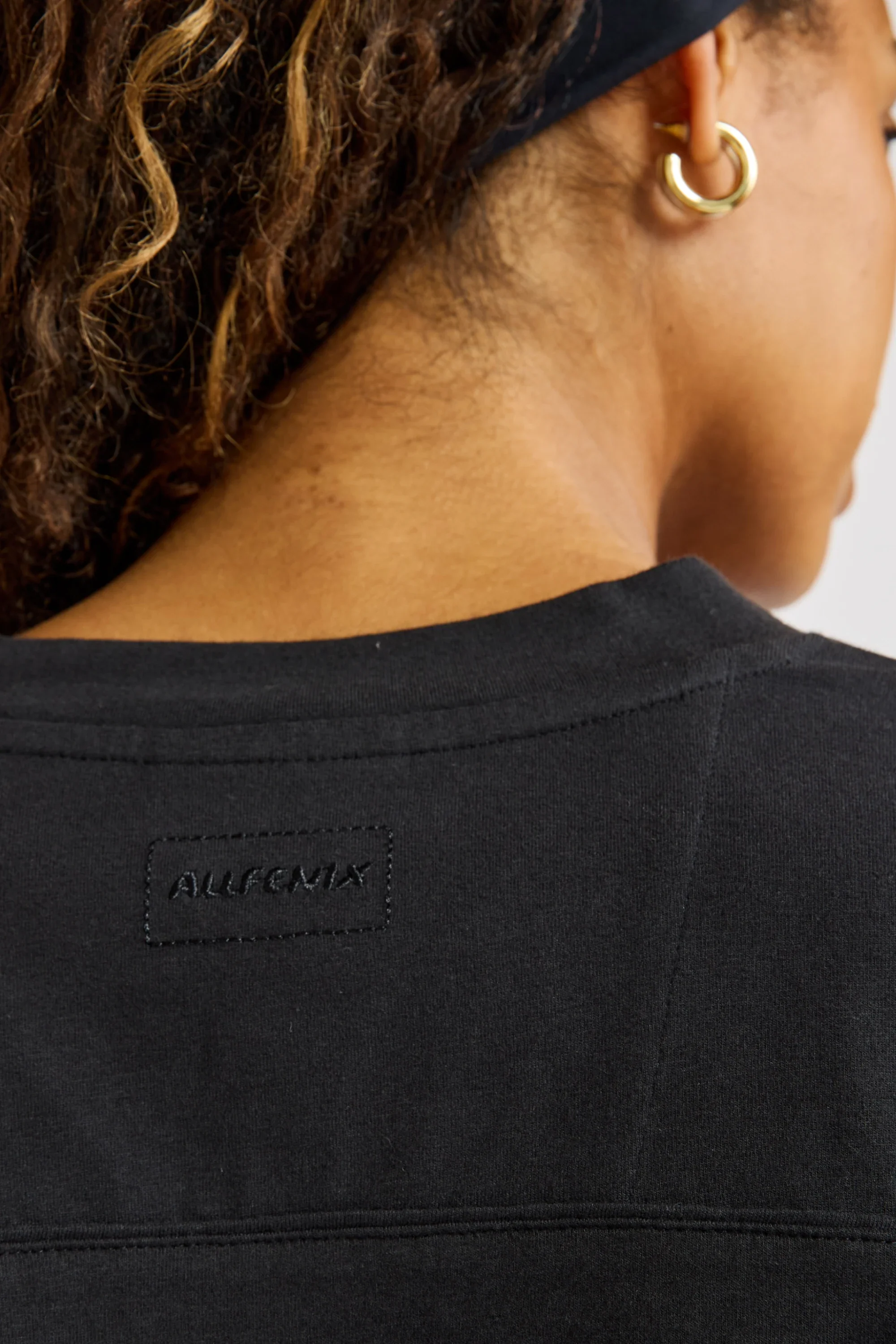 Oversized V-Neck Long Sleeve - Image 8