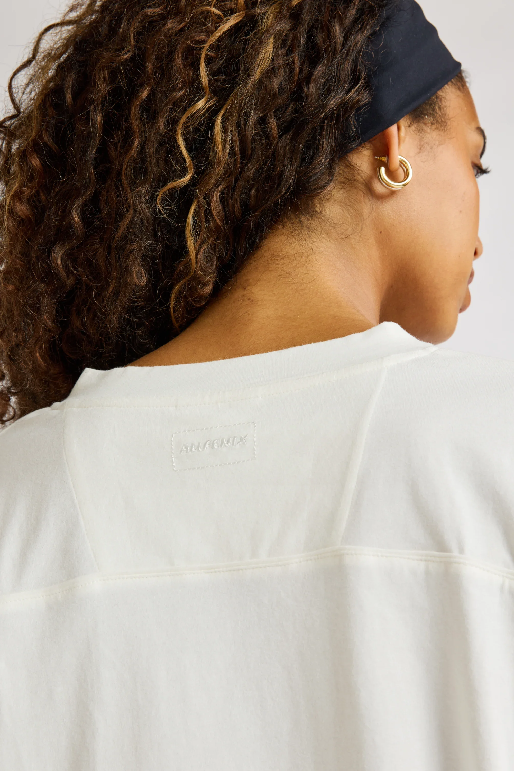 Oversized V-Neck Long Sleeve - Image 8